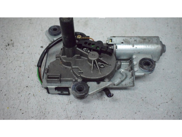 Моторчик заднего дворника Mitsubishi Carisma