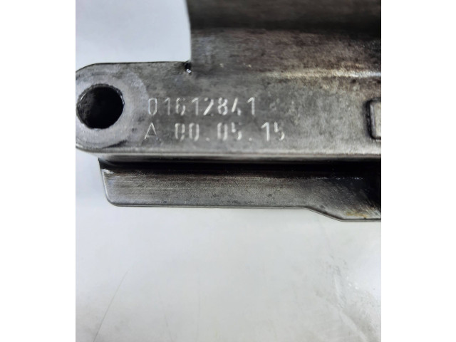 Масляный насос  AFN 06A115105B, 06A115105A  Volkswagen Golf IV 