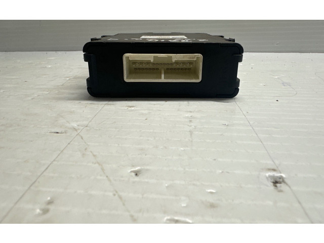 Блок управления коробкой передач 31686384   Volvo S90, V90