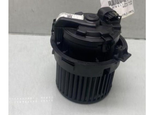 Вентилятор печки 272102762R Dacia Duster II