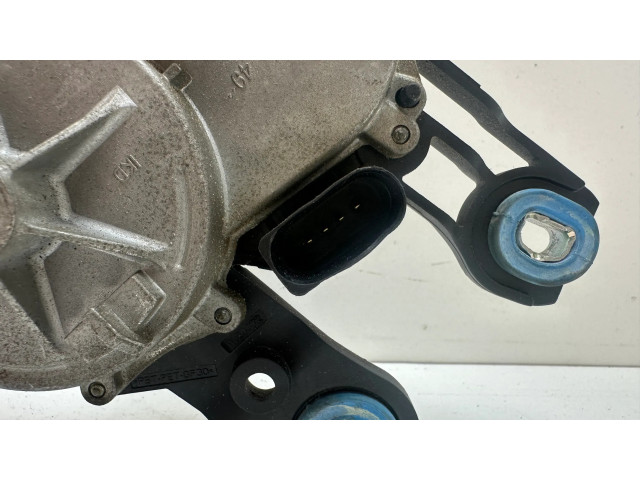 Моторчик заднего дворника 3V9955711, W000099407 Skoda Superb B8 (3V)