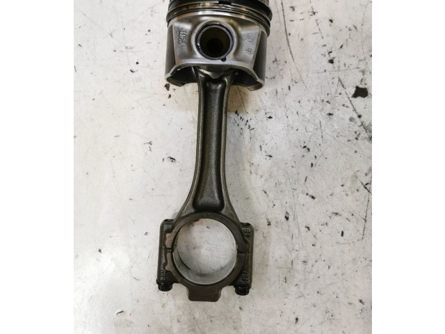 Поршень с шатуном Volkswagen Golf VII