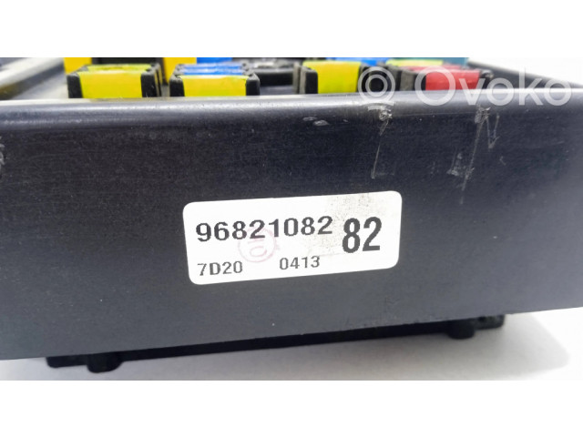 Pojistková skříňka 9682108282, 7D200413 Chevrolet Captiva 2009