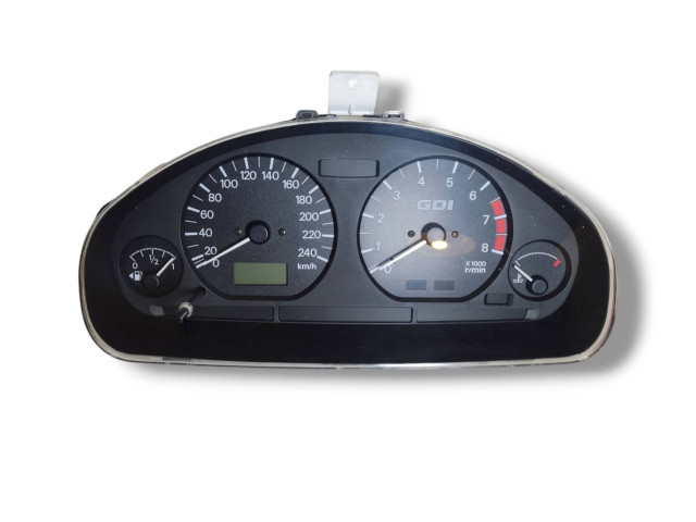 Панель приборов Op0179001, MR506491 Mitsubishi Carisma