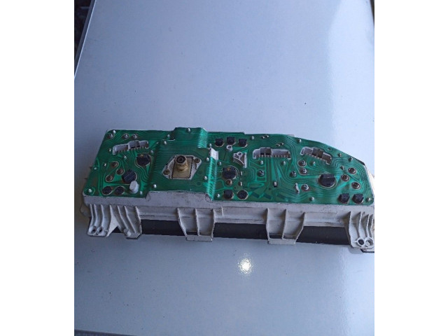 Přístrojová deska Toyota Corolla E90 1987 83200-1A460