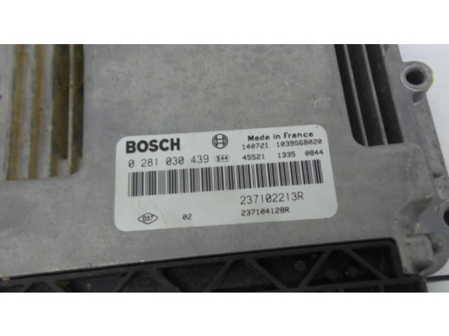 Блок управления двигателя 0281030439   Dacia Lodgy