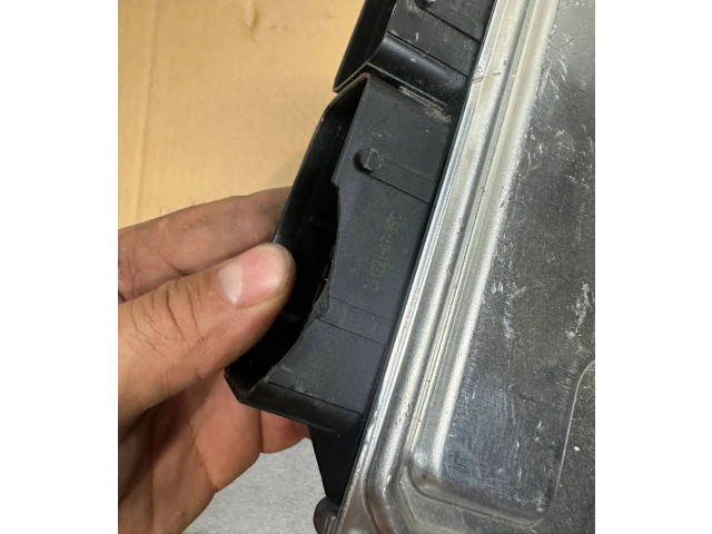 Блок управления двигателем Блок управления 9846386780, 223238147   Skoda Superb B8 (3V)