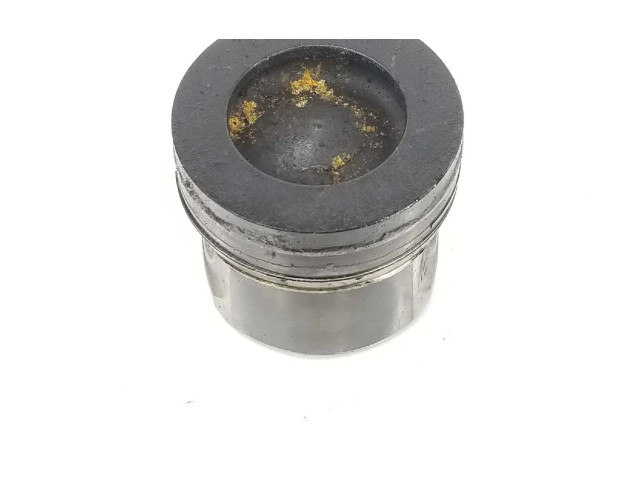 Поршень с шатуном 11257812567 Mini Cooper Countryman R60 для дизельного двигателя 1.6