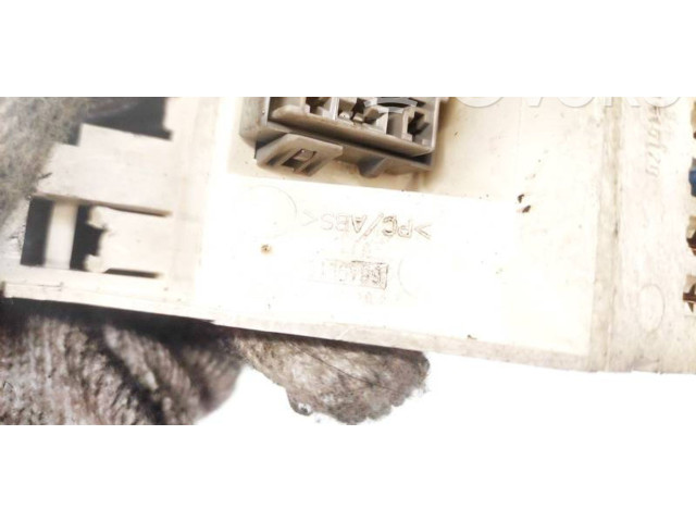 Блок предохранителей Volvo S70 V70 V70 XC