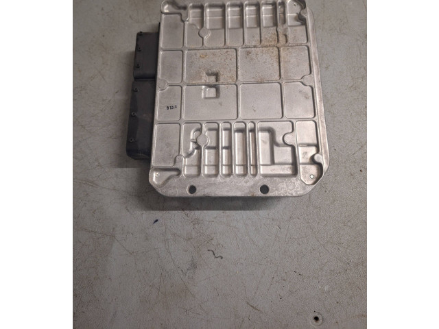 Блок управления двигателя 55593362   Opel Meriva B