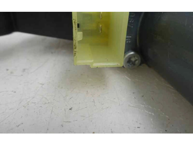 Передний двигатель механизма для подъема окон