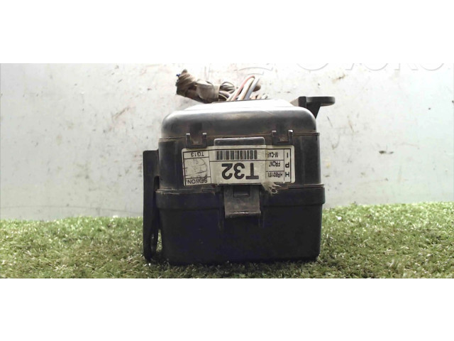 Блок предохранителей HR801576   Hyundai Sonata    