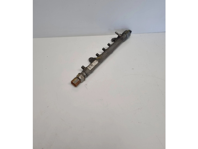 Топливная рампа 03L130089B, 7700000253 Volkswagen Jetta VI