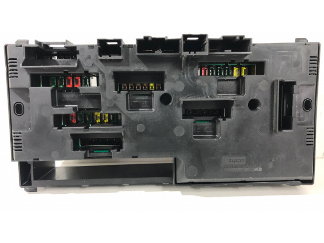 Pojistková skříňka 923442101, 9234421 BMW 5 GT F07 2011