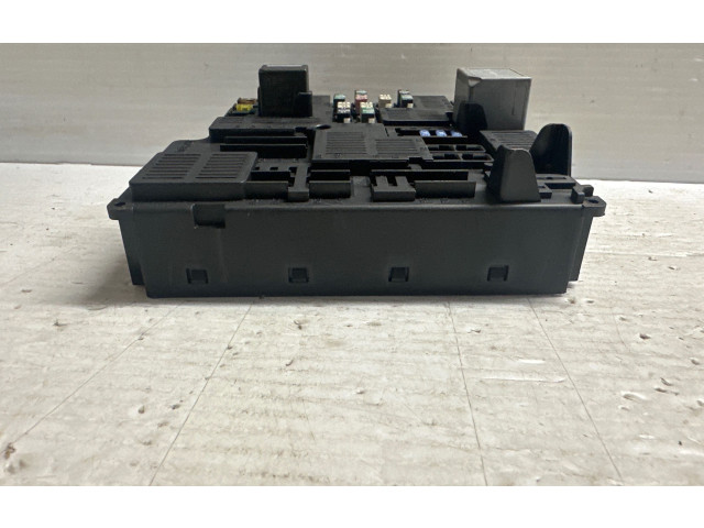 Блок предохранителей 31473570   Volvo XC90    