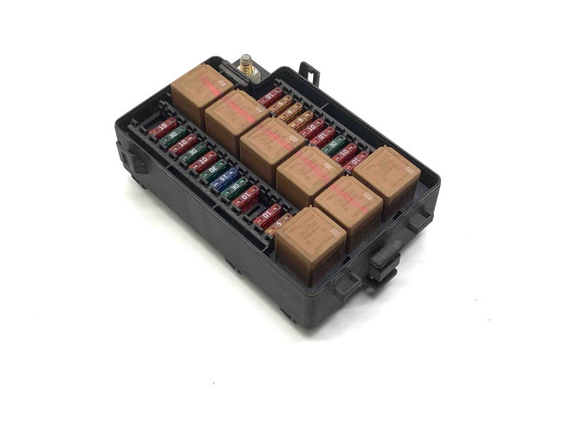 Блок предохранителей LJD2822AA Jaguar XK8 - XKR