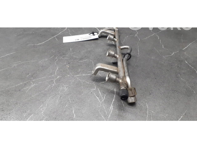 Vstřikovací lišta Opel Vectra C