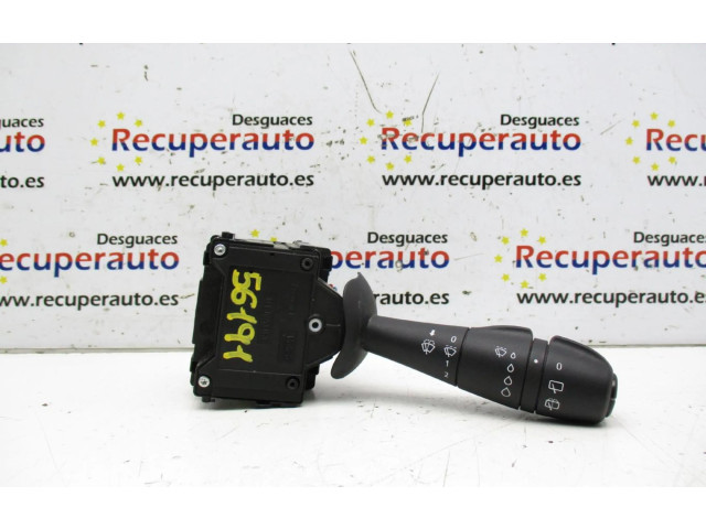 Топливная рампа    Renault Clio III  