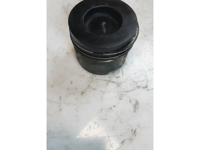 Поршень 83L57, R111 Audi A6 S6 C6 4F