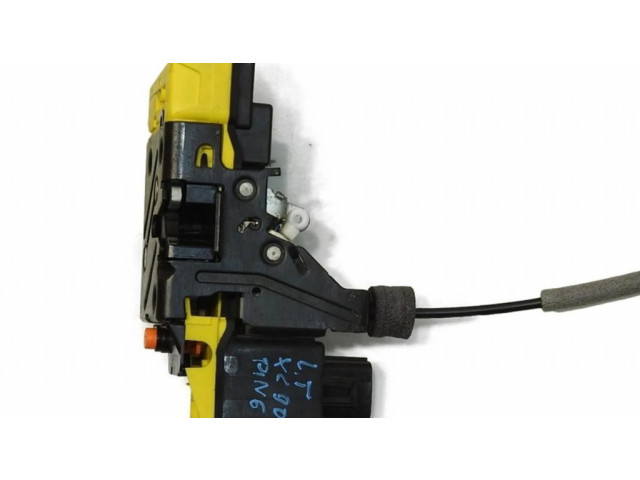 Задний замок