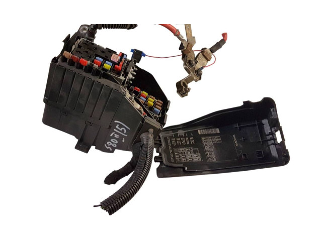 Pojistková skříňka 6G9T14A067CA, 6G9T14A076LB Volvo S80 2005