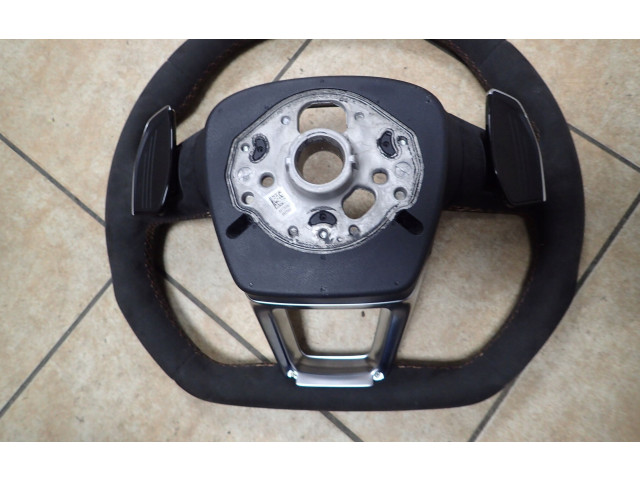 Руль Audi Q8  2018 -  года 4M8      