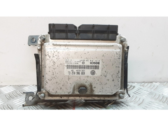 Řídící jednotka 038906012 Skoda Octavia Mk1 (1U) 2002