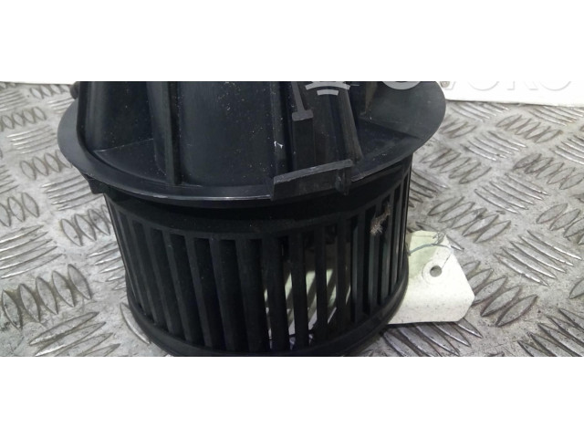 Вентилятор печки    NT   Dacia Sandero