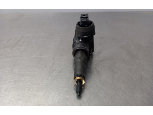 Форсунка 038130073BQ Audi A3 S3 8P