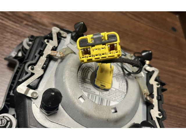 Подушка безопасности водителя 7H0880201, 7H0880201 Volkswagen Transporter - Caravelle T5