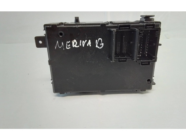 Блок предохранителей  13356923, 28282164   Opel Meriva B    