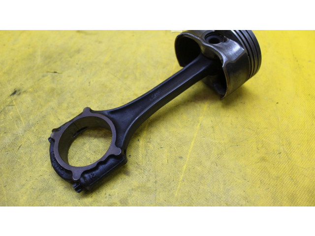 Píst Mercedes-Benz A W169