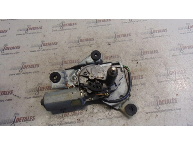 Моторчик заднего дворника 0390206517 Mitsubishi Carisma