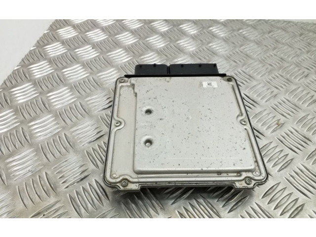 Řídící jednotka 03L906022T Volkswagen Tiguan 2008