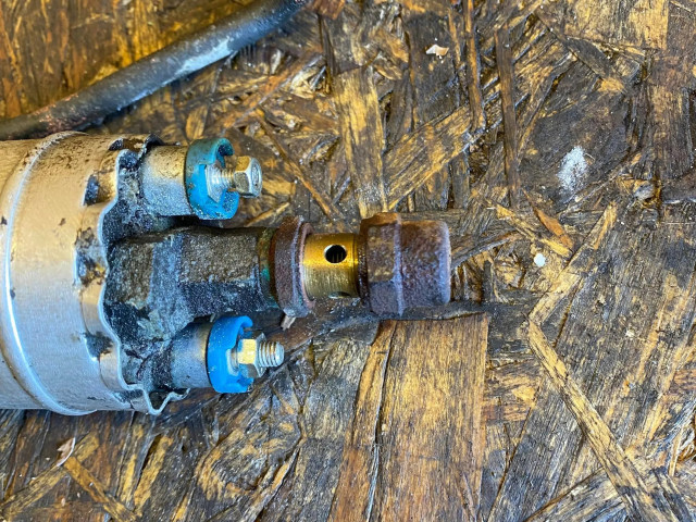 Vstřikovací čerpadlo 0580254990 Mercedes-Benz E W124 pro benzínový motor 3.0