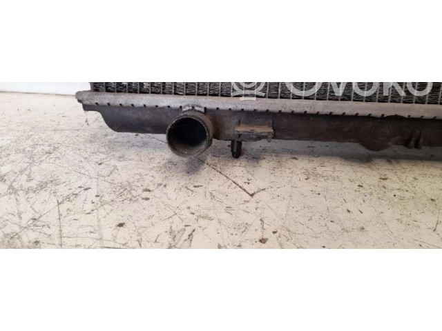 Радиатор охлаждающей жидкости Mitsubishi Carisma 2000 - 2004 года