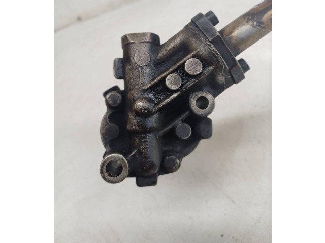 Масляный насос Audi 80 90 S2 B4