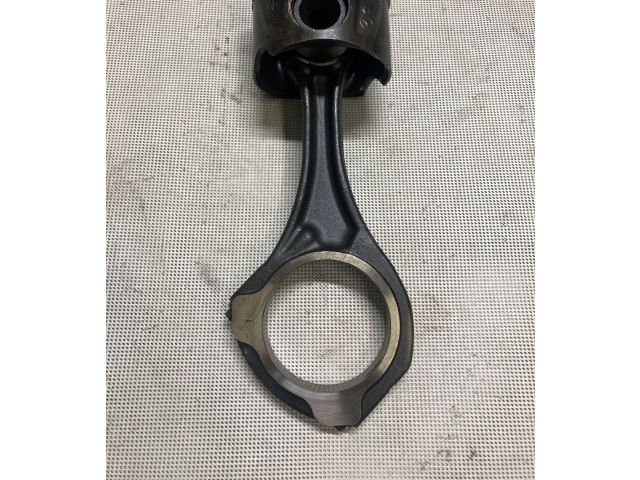 Turbodmychadlo Поршень с шатуном 8370B Mercedes-Benz GLE (W166 - C292)