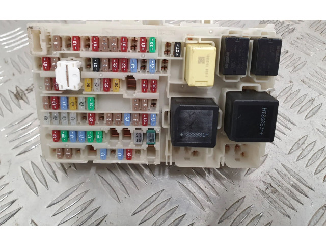   Pojistková skříňka 243802061R   Renault Megane E-Tech 2023