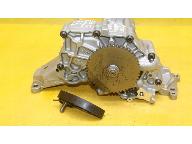 Масляный насос Aston Martin DB11