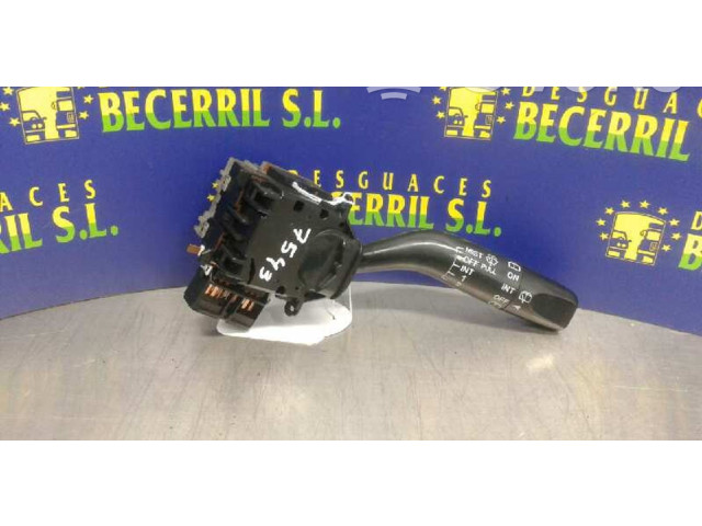 Ручка стеклоочистителей 17B122 Mazda Premacy