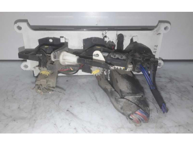 Блок управления климат-контролем    Hyundai Sonata