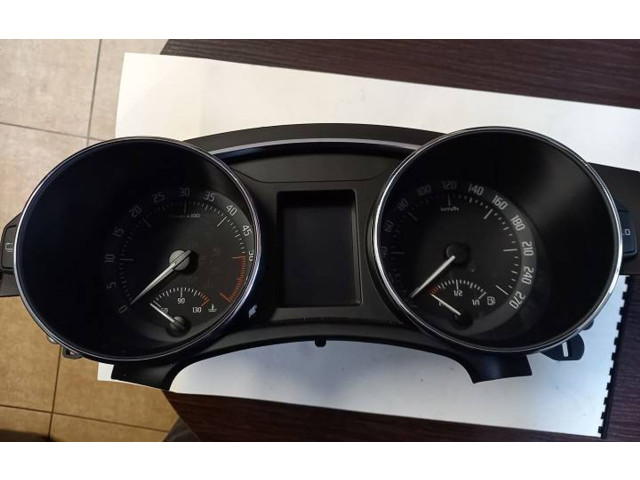 Панель приборов 3T1920841K, 1252502232   Skoda Superb B6 (3T)       