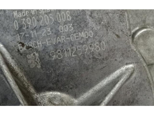 Двигатель стеклоочистителя заднего стекла 9811259980   Citroen C3