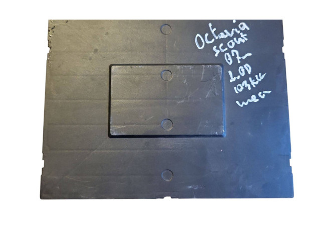 Блок комфорта 3C0937049AJ Skoda Octavia Mk2 (1Z)