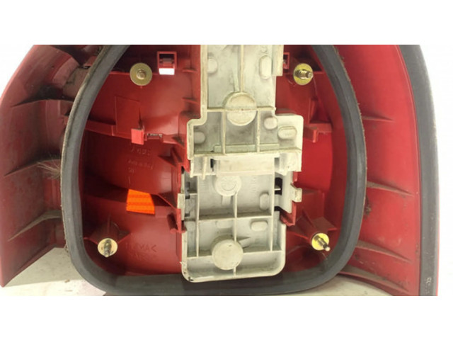 Světlo zadní levé 8L0945095 Audi A3 S3 8L 2002