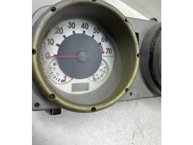 Панель приборов 5220301800, 1036025070   Volkswagen Lupo       