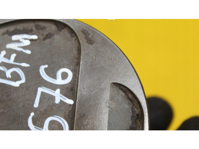 Píst    Audi A8 S8 D3 4E     