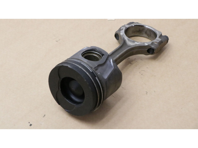 Píst 26J3, 26J3   Toyota Yaris    1ND-TV 