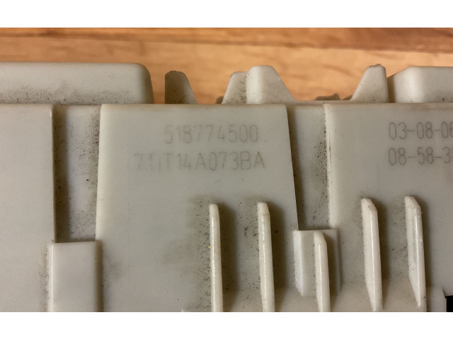 Блок предохранителей 7T1T14A073BA, 518774500   Ford Transit -  Tourneo Connect    
